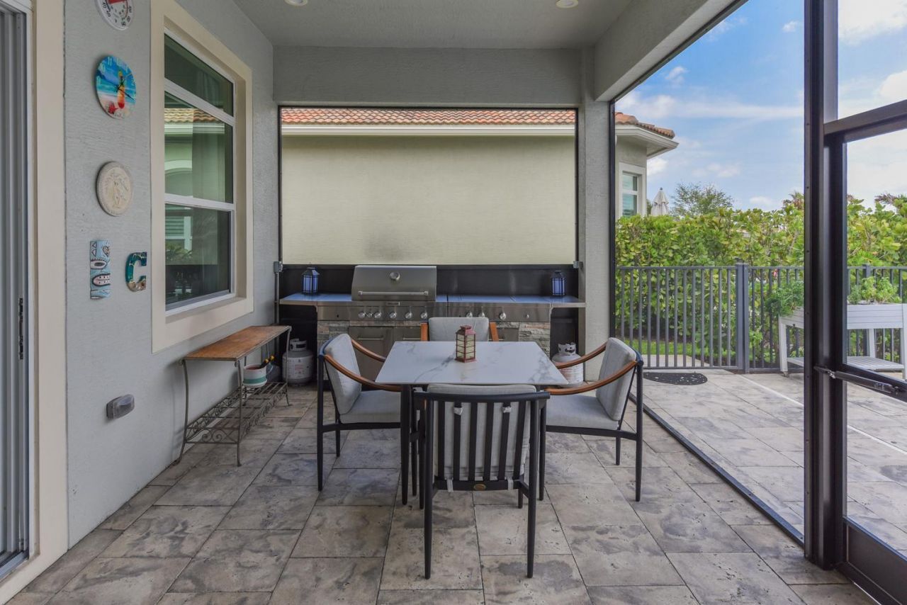 8653 SW Carrara Way, Port Saint Lucie, FL 34987 Photo