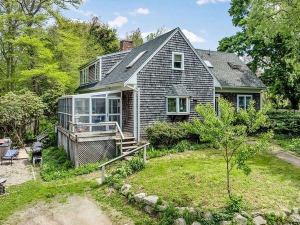 2231 Meetinghouse Way, Barnstable, MA 02668