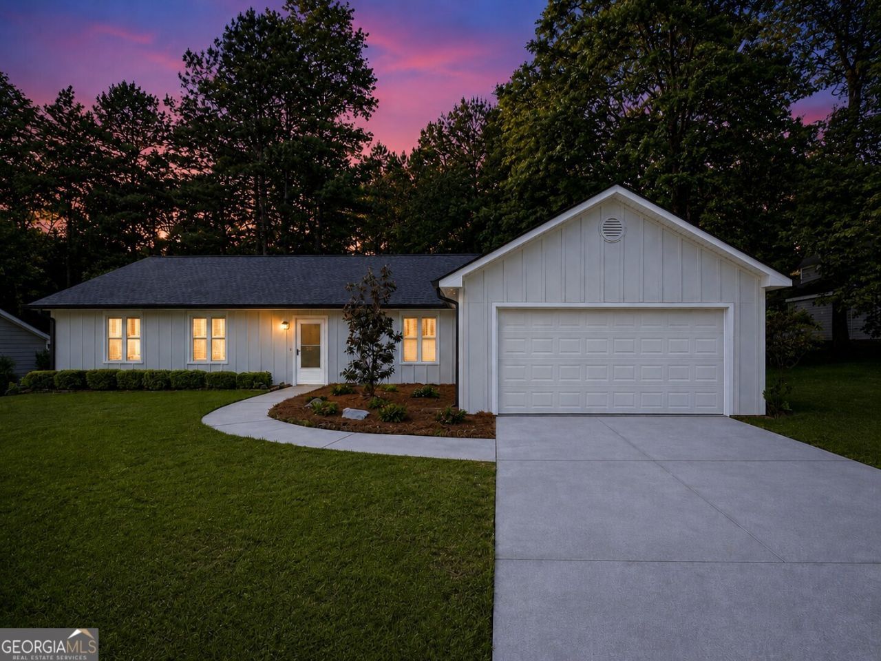 202 Kentwood Drive, Peachtree City, GA 30269 Main Photo