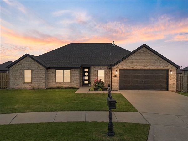 1790 Sunrise Circle , Centerton, AR 72719