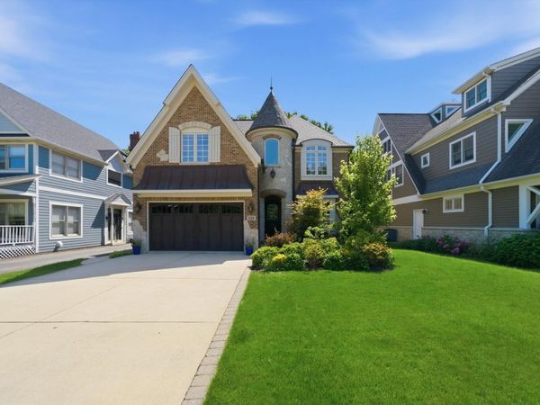 329 S KENMORE Avenue , Elmhurst, IL 60126