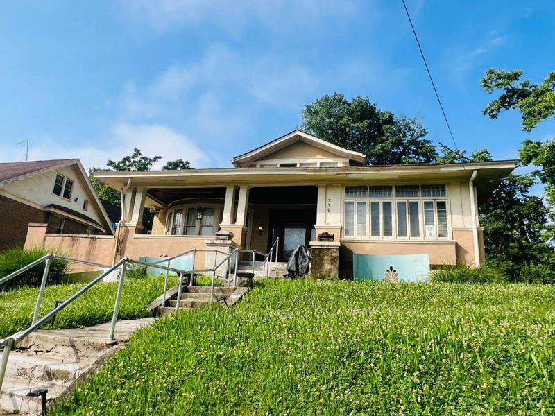 775 Clinton Springs Avenue, Cincinnati, OH 45229 Photo 1