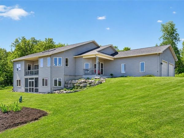 35 Melinda Lane, Tully, NY 13159