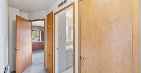 2165 Butler Avenue, South Lake Tahoe, CA 96150 Photo