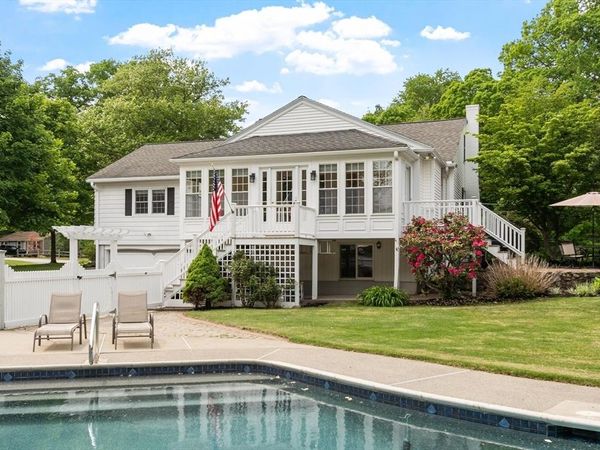 305 High St Ext, Lancaster, MA 01523