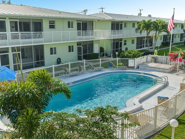 2100 NE 38th Street, Unit 243, Lighthouse Point, FL 33064