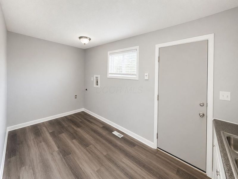 3471 Ontario Street, Columbus, OH 43224 Photo 4