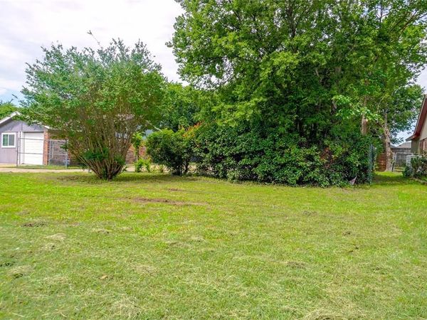 220 Coury Road, Everman, TX 76140