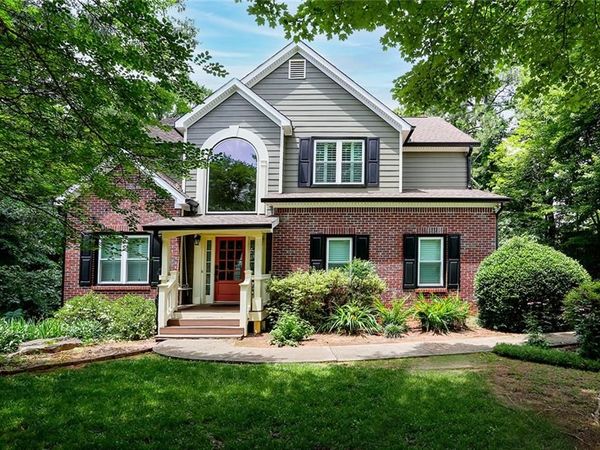 230 Wentworth Drive , Holly Springs, GA 30114