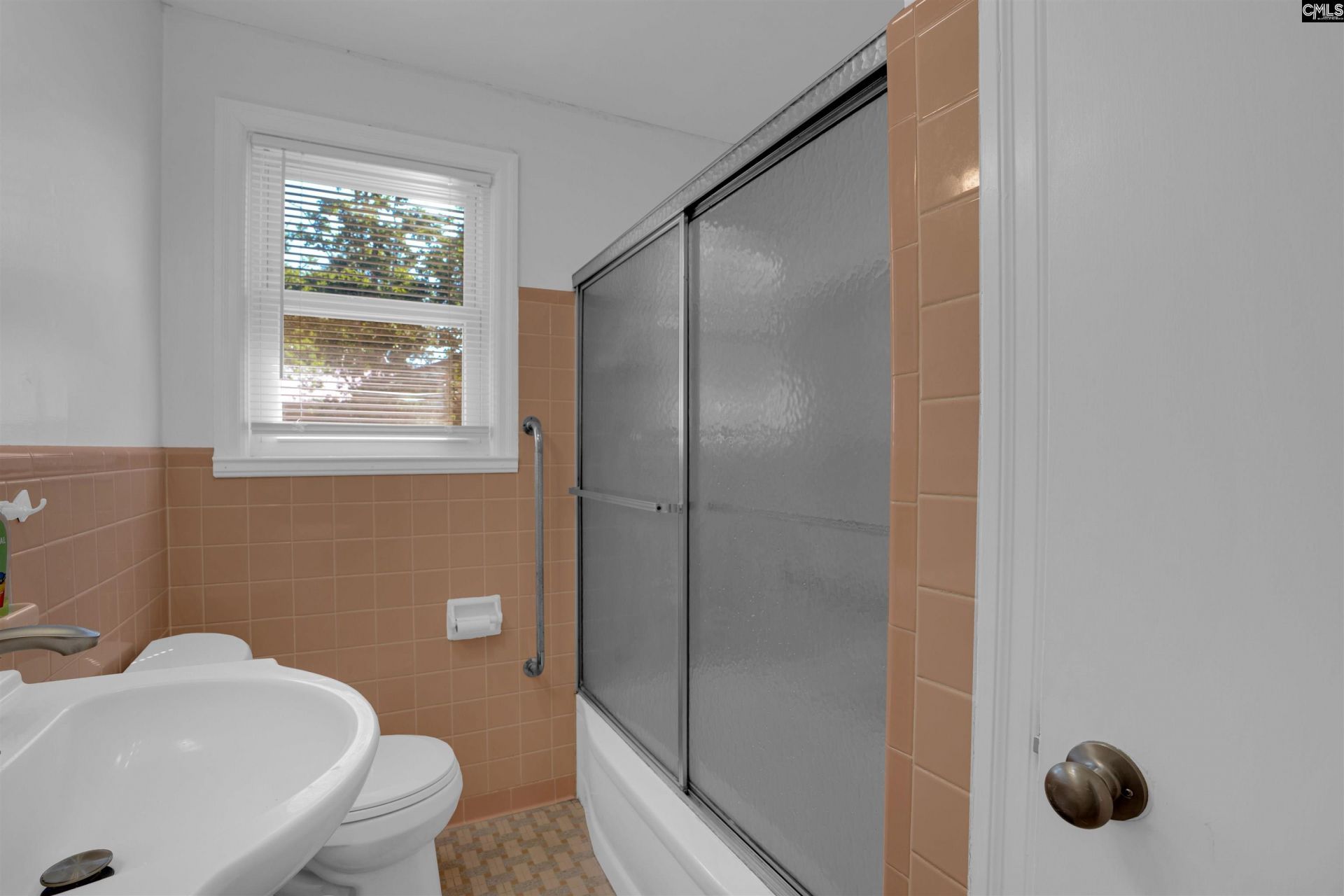 1528 Hazel Street  Photo 16