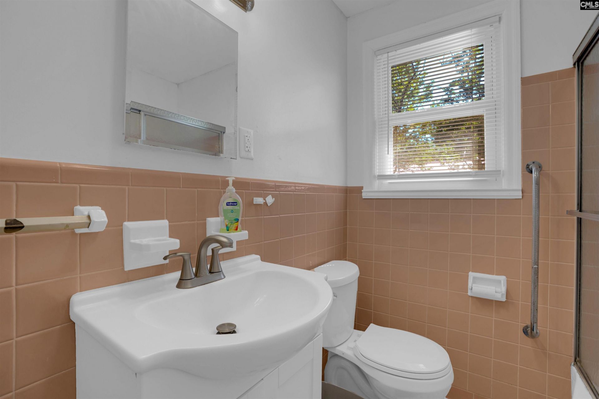 1528 Hazel Street  Photo 17