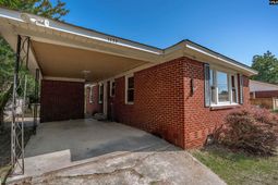 1528 Hazel Street  photo 4