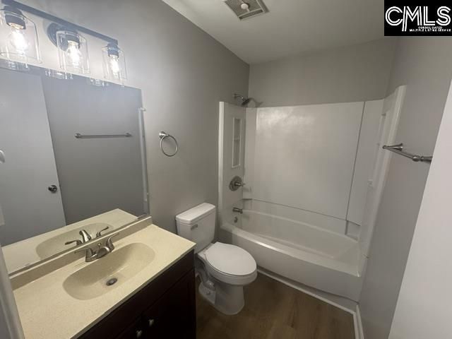 448 Deerwood Street  Photo 12