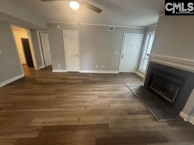 448 Deerwood Street  Photo 7