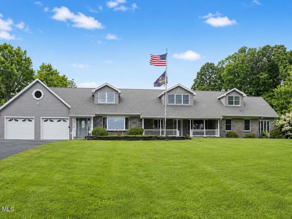 186 Van Rensselaer Boulevard, Menands, NY 12204