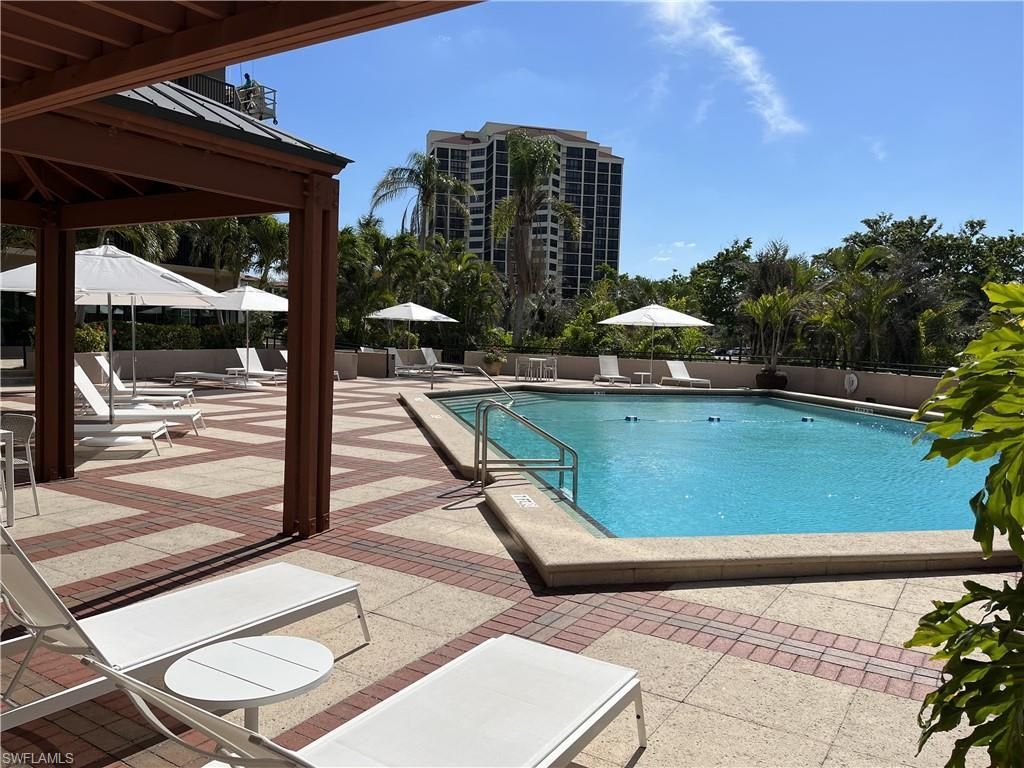 6075 Pelican Bay Blvd , Unit 1204, Naples, FL 34108 Photo