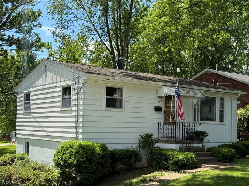 307 W 9th Street , Salem, OH 44460 Photo 2