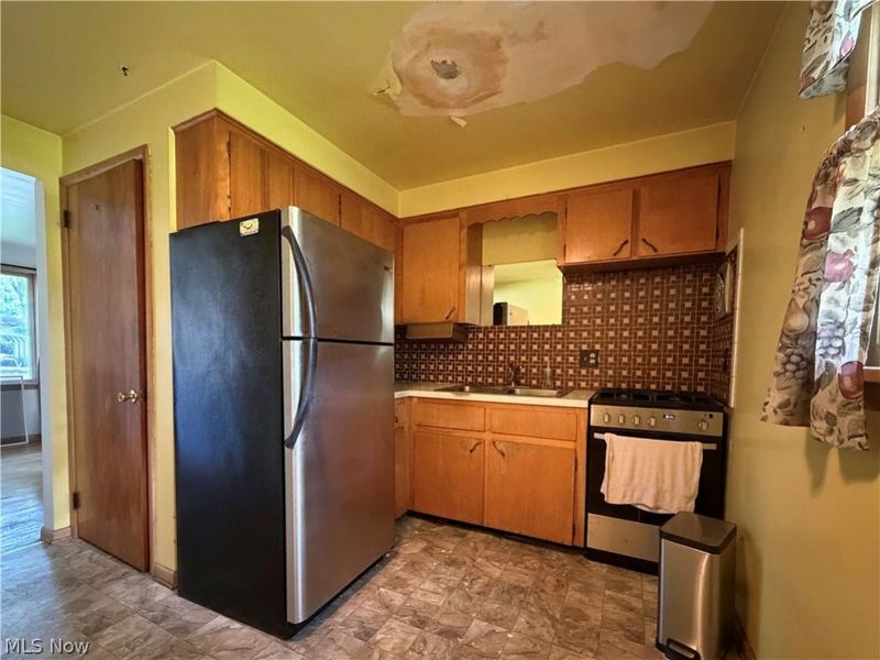 307 W 9th Street , Salem, OH 44460 Photo 7