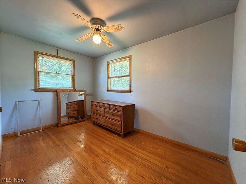 307 W 9th Street, Salem, OH 44460 Photo 8