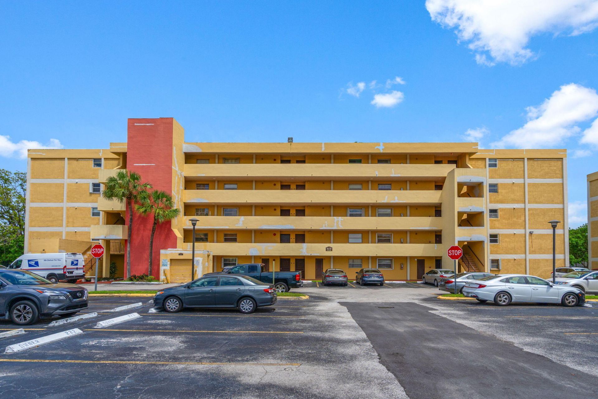 9170 Fontainebleau Boulevard, Unit 301, Miami, FL 33172 Photo