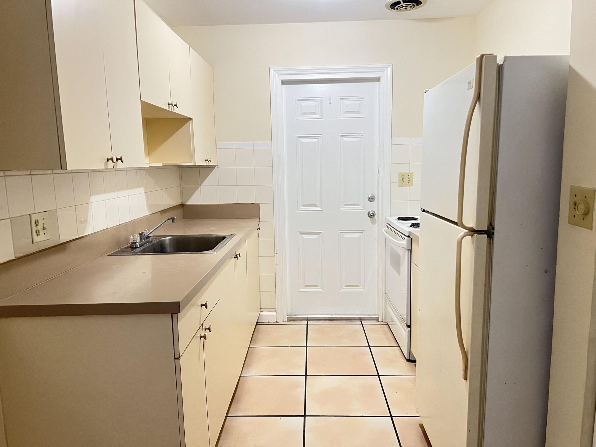 4440 Bougainvilla Drive, Unit 3, Lauderdale by the Sea, FL 33308 Photo