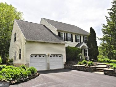 105 PAULINE CIRCLE, LANSDALE, PA 19446