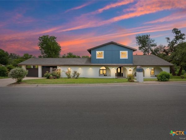 2617 River Oaks Drive , Belton, TX 76513