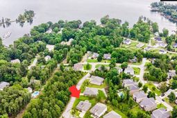 424 Lombard Way photo 4