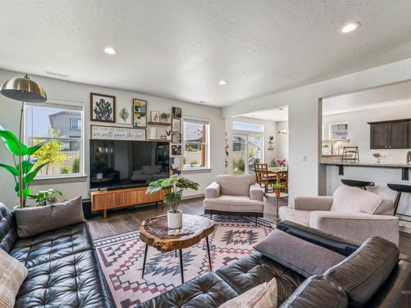 4694 N Patimos Ave, Meridian, ID 83646
