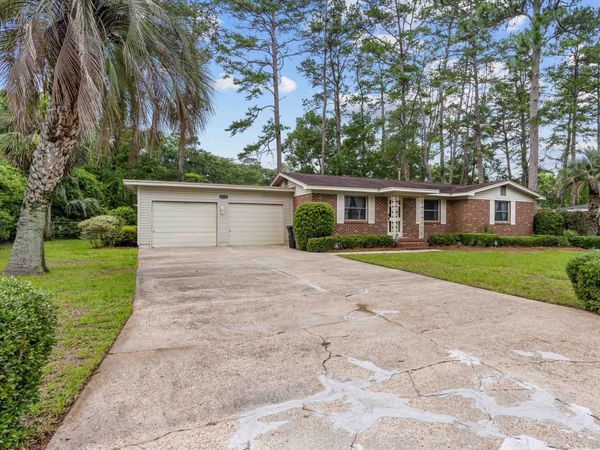 2212 Croydon Drive , Tallahassee, FL 32303