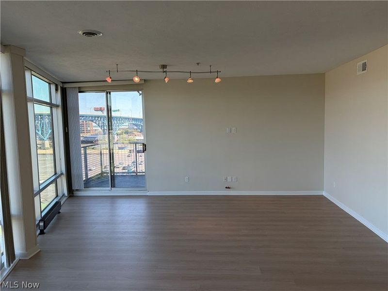 1237 Washington Avenue, Unit 809, Cleveland, OH 44113 Photo 13
