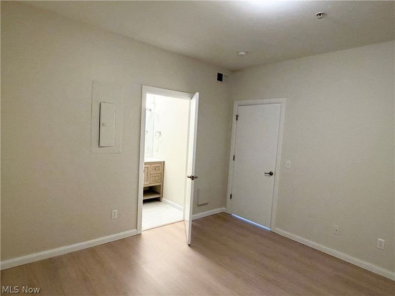 1237 Washington Avenue, Unit 809, Cleveland, OH 44113 Photo 22