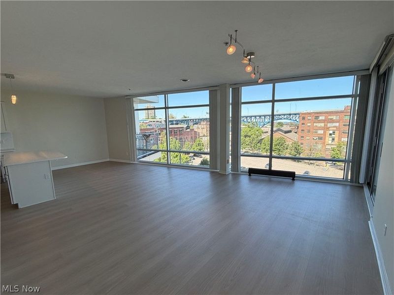 1237 Washington Avenue, Unit 809, Cleveland, OH 44113 Photo 3