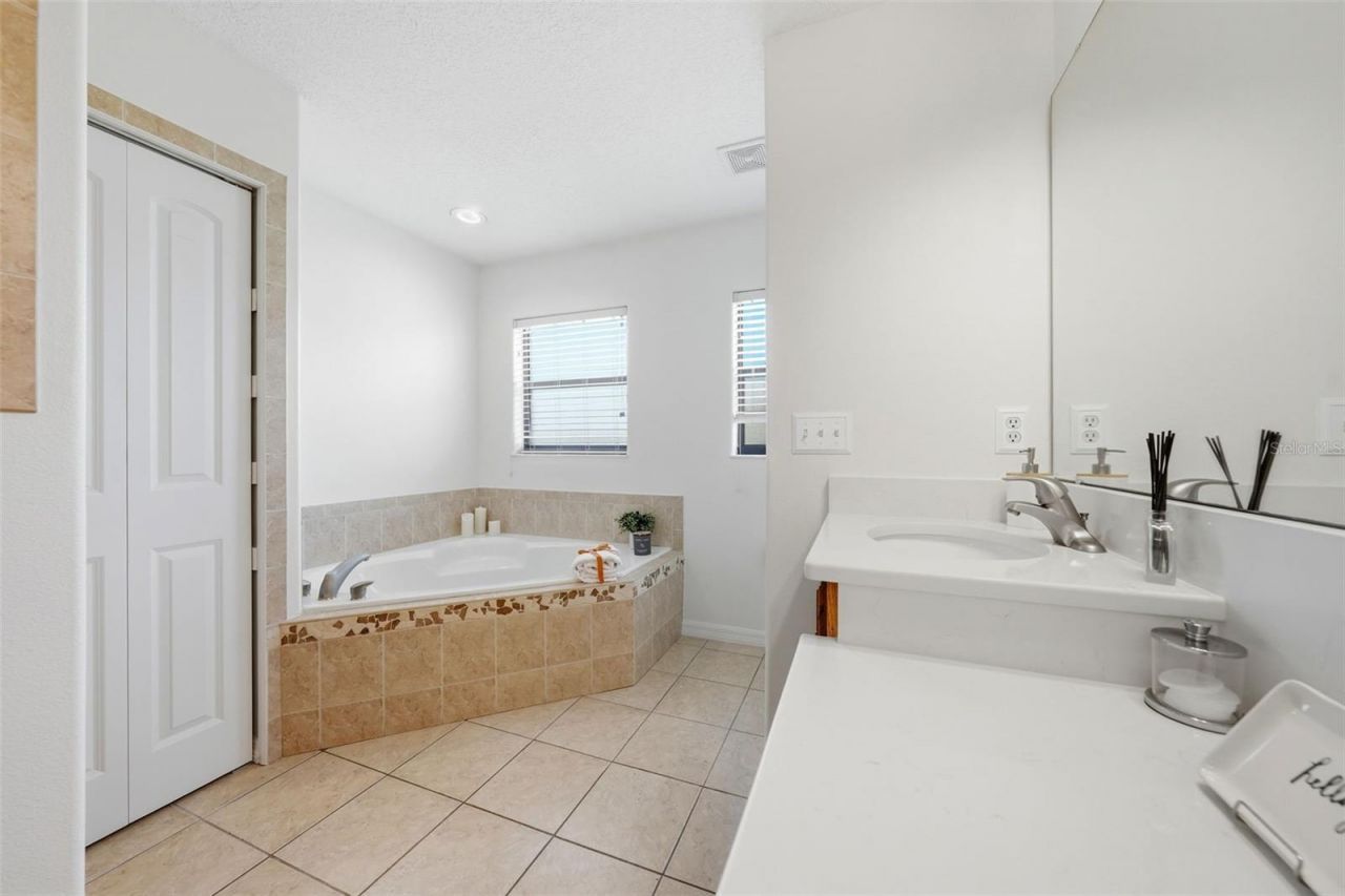 14433 Lake Yale Road, Umatilla, FL 32784 Photo