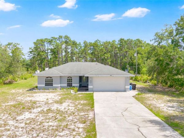 3450 PARK AVENUE, INDIAN LAKE ESTATES, FL 33855