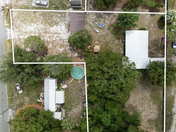 27751 LUELLA AVENUE, PAISLEY, FL 32767