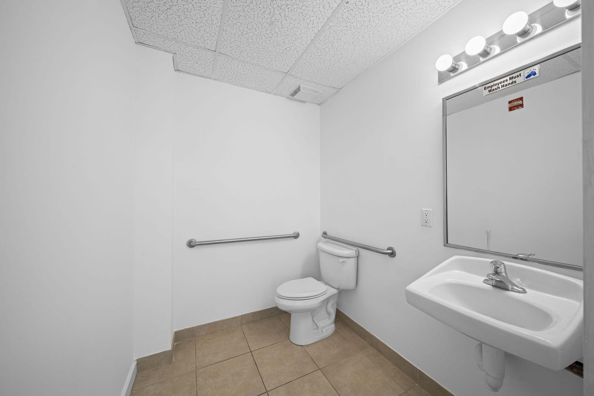540 NW University Boulevard, Unit 206, Port St. Lucie, FL 00000 Photo