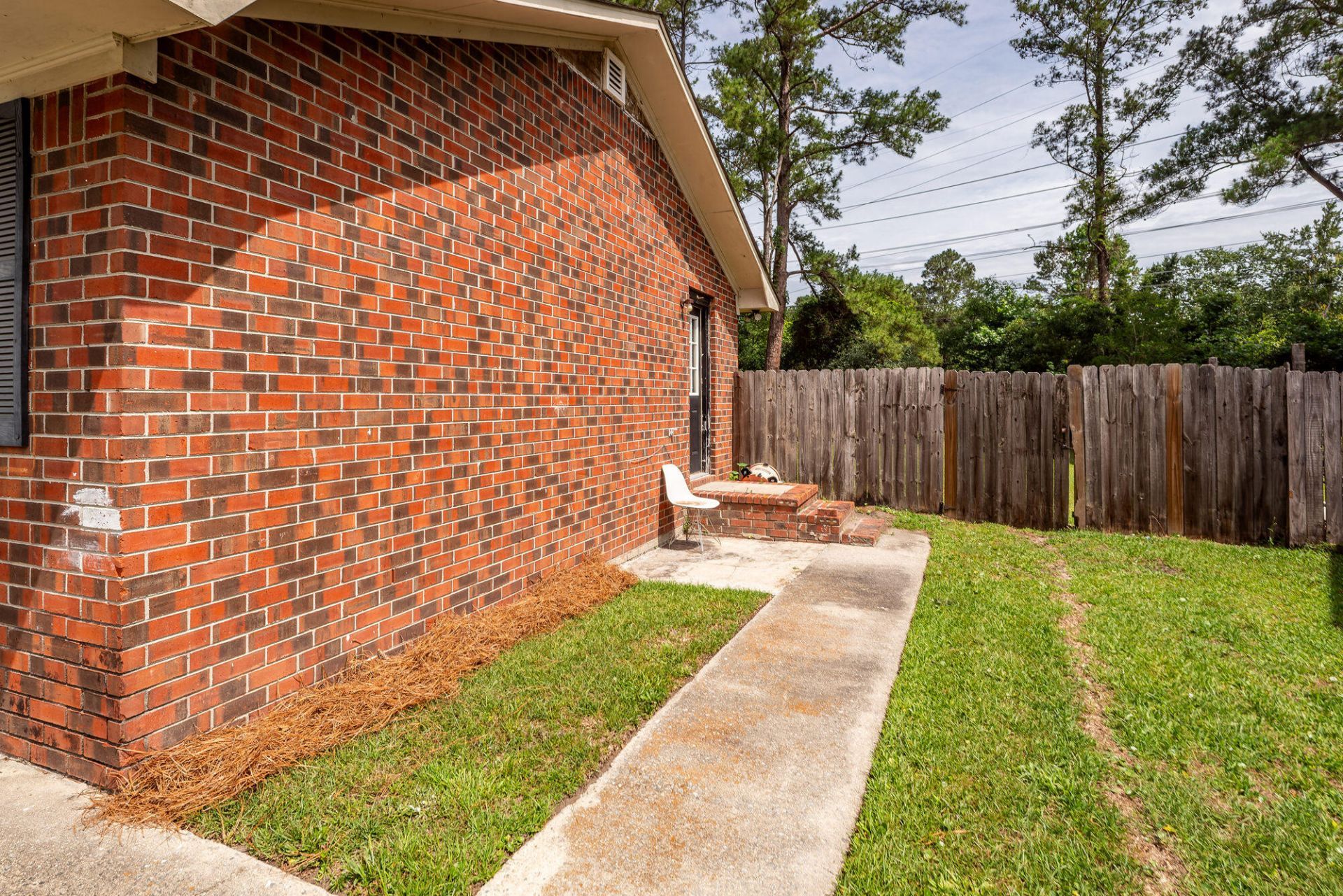 111 Fripp Lane Photo 19