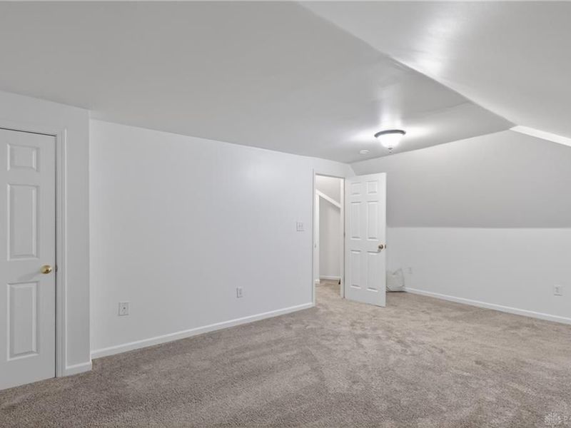 451 E Schantz Avenue, Oakwood, OH 45409 Photo 39