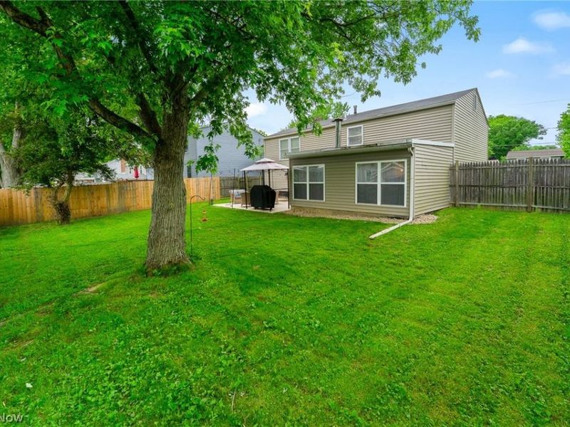 811 Illinois Avenue , Mc Donald, OH 44437 Photo 27