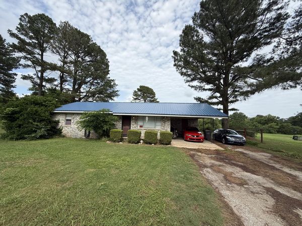 70 Weston Street, Magness, AR 72532