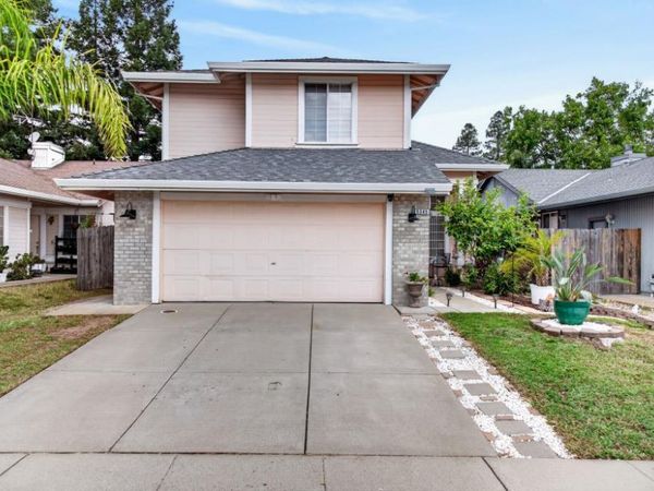 5345 Blue Sapphire Ct, Elk Grove, CA 95758
