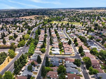 5345 Blue Sapphire Ct, Elk Grove, CA 95758 Photo