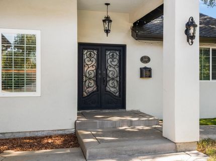 5049 Holyoke Way, Sacramento, CA 95841 Photo