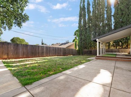 5049 Holyoke Way, Sacramento, CA 95841 Photo