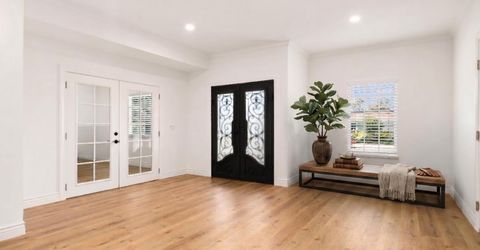 5049 Holyoke Way, Sacramento, CA 95841 Photo