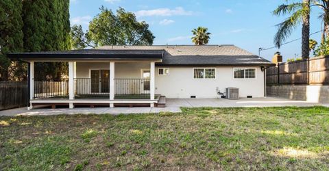 5049 Holyoke Way, Sacramento, CA 95841 Photo