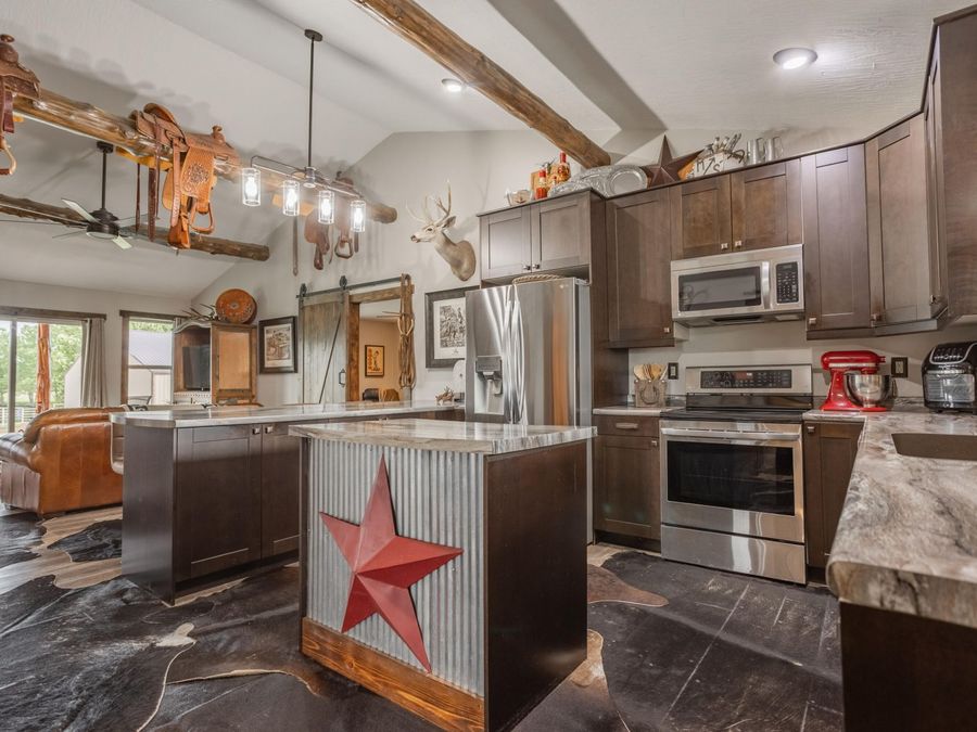 Property Image 61