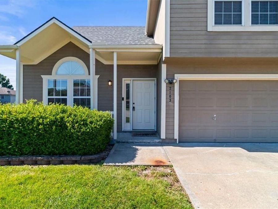 Property Image 4