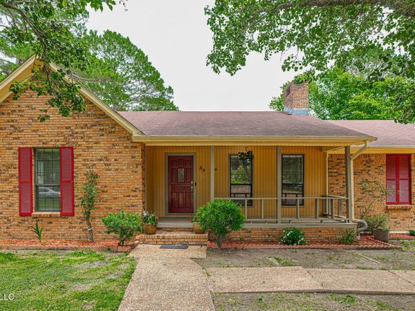 30 Watersview Drive, Jackson, MS 39212